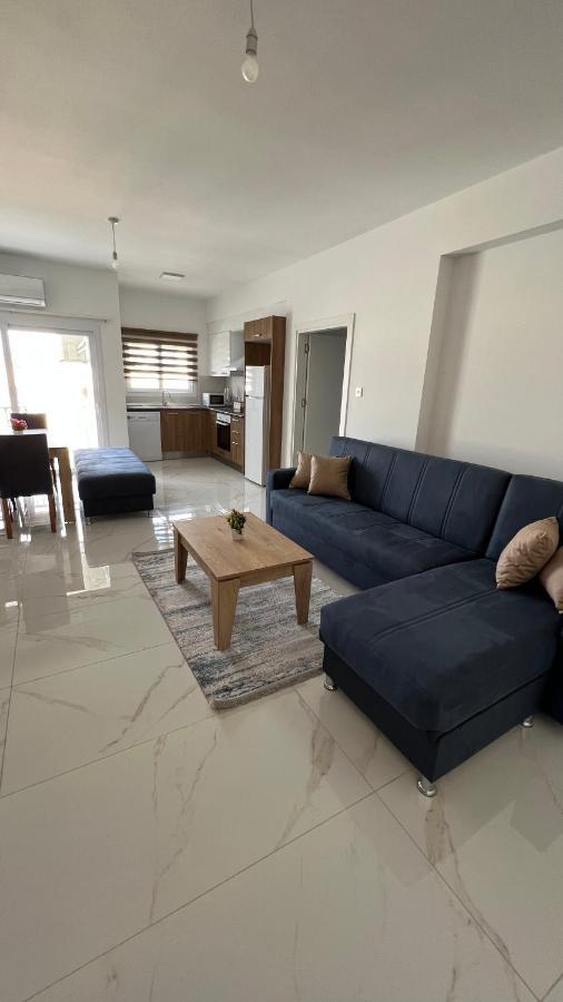Tetris Apartment Spacious Comfortable Nikosia Ruang foto