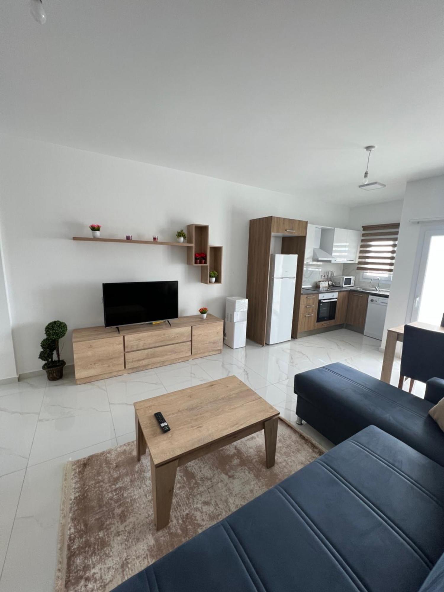 Tetris Apartment Spacious Comfortable Nikosia Ruang foto
