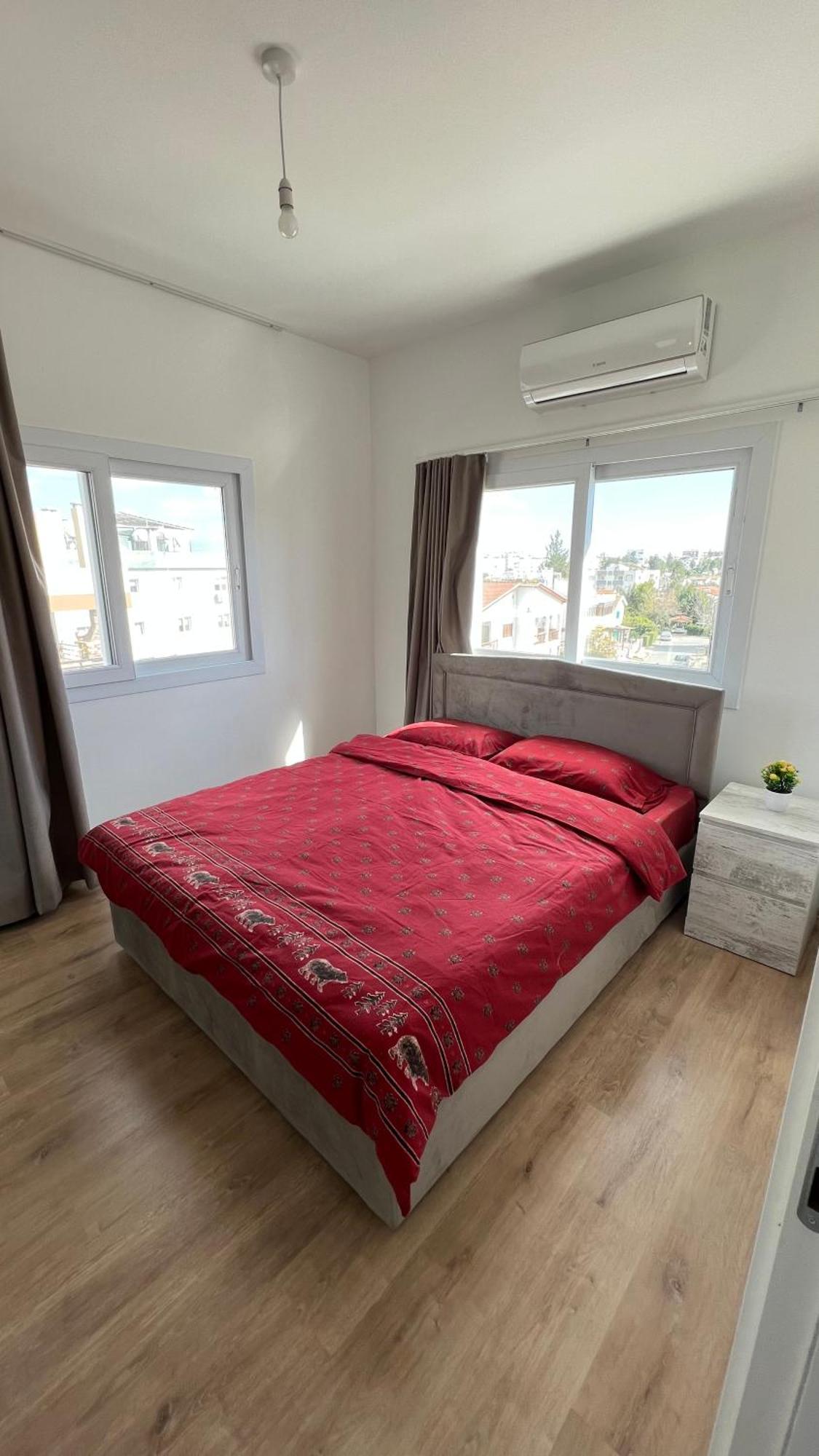 Tetris Apartment Spacious Comfortable Nikosia Ruang foto